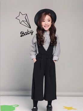 「アイテム（つなぎ/オールインワン）」を使った、lapinbebeさん（キッズ・120cm）の冬コーディネート