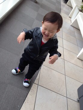 「アイテム（ライダースジャケット）」を使った、TAKUTOMOさん（キッズ・90cm）の冬コーディネート