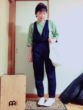 「GU（ジーユー）のアイテム（つなぎ/オールインワン）」を使った、meguさん（レディース・153cm）の春コーディネート