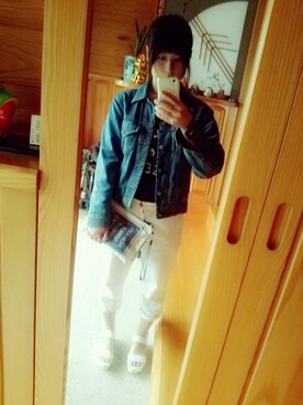 「GU（ジーユー）のアイテム（クラッチバッグ、ホワイト系）」を使った、ひろさん（レディース・161cm）の春コーディネート