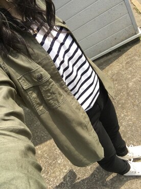 「CONVERSE（コンバース）のアイテム（スニーカー、ホワイト系）」を使った、ひろさん（レディース・161cm）の春コーディネート