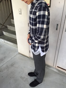 「BLUE WORK（ブルーワーク）のアイテム（トップス）」を使った、Norihiko Satoさん（メンズ・177cm・20代）の秋コーディネート