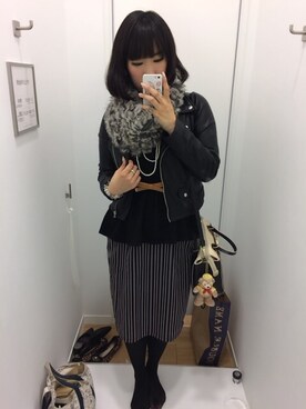 「ストライプスカート」｜「アイテム（ライダースジャケット）」を使った、まちゅんさん（レディース・168cm）の秋コーディネート