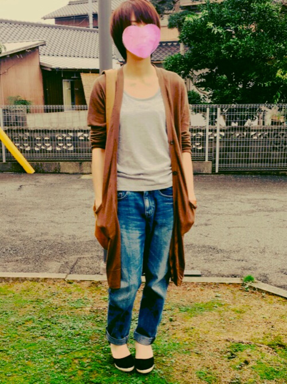 「秋のコーデ」｜「LOWRYS FARMのアイテム（カーディガン/ボレロ、ブラウン系）」を使った、Rinaさん（レディース・157cm）の秋コーディネートの1枚目の写真