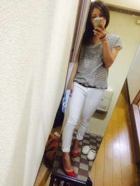 「UNIQLO（ユニクロ）のアイテム（デニムパンツ、ホワイト系）」を使った、HaNaさん（レディース・157cm）の夏コーディネート