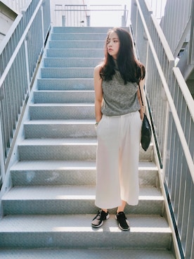 「MONKI」｜Celine Huangさん（レディース・163cm）の秋コーディネート