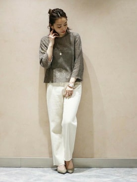 「アイテム（バングル/リストバンド）」を使った、LUCYさん（レディース・159cm）の冬コーディネート