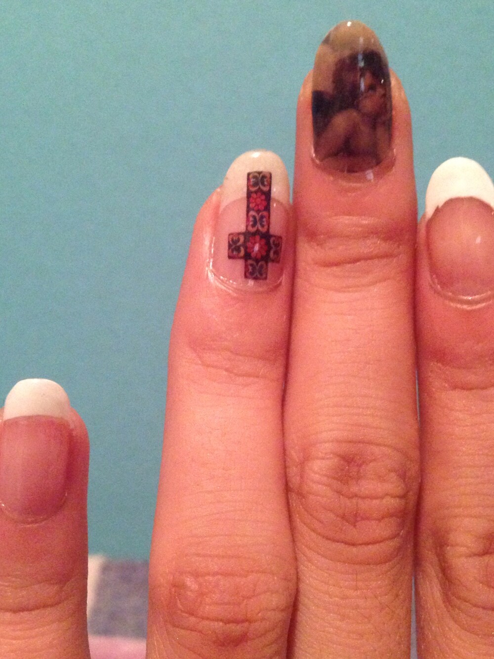 「nail 、selfnail、jelnail、ゴシック、フレンチ、new」｜「ネイル（その他、その他）」を使った、lisaさん（レディース・160cm）の夏コーディネートの1枚目の写真