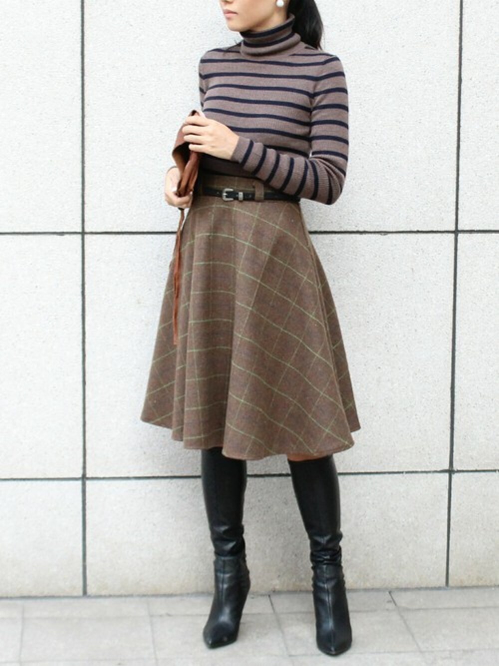 レディースの秋コーディネートの1枚目の写真