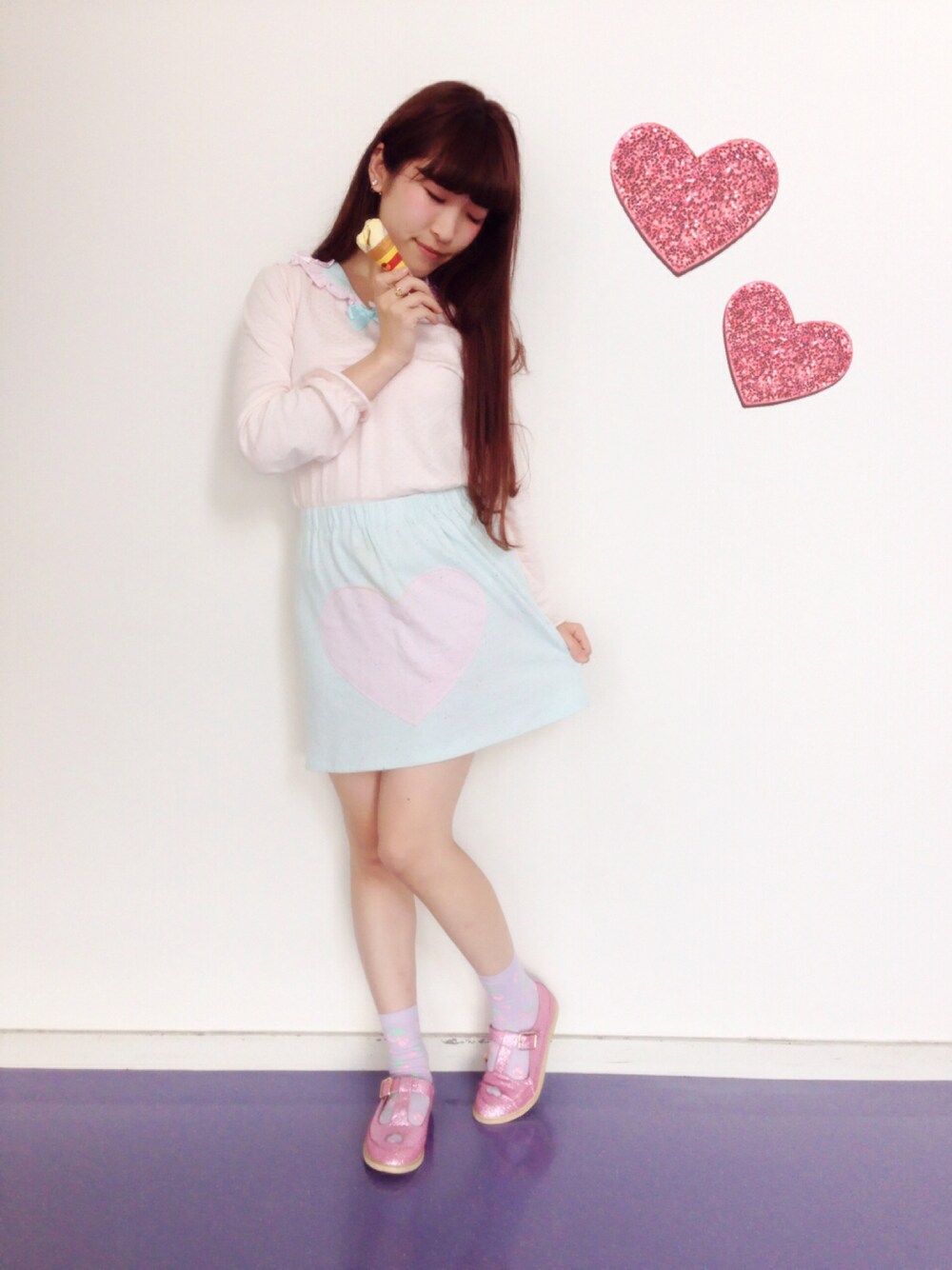 「パステルカラー、nile perch、candystripper、文化服装学院」｜「Nile PERCHのアイテム（スカート、ブルー系）」を使った、弥生さん（レディース・153cm）の秋コーディネートの1枚目の写真