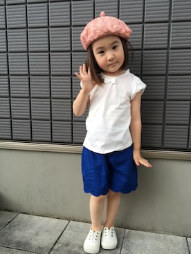 「ホワイトスニーカー」｜「アイテム（ハンチング/ベレー帽）」を使った、まぁさんさん（キッズ・100cm）の夏コーディネート