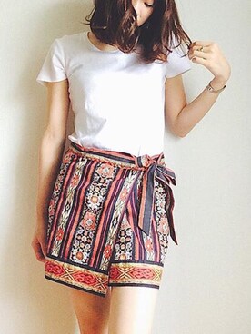 「UNIQLO（ユニクロ）のアイテム（Tシャツ/カットソー、ホワイト系）」を使った、Nagisa Saitoさん（レディース・160cm）の秋コーディネート