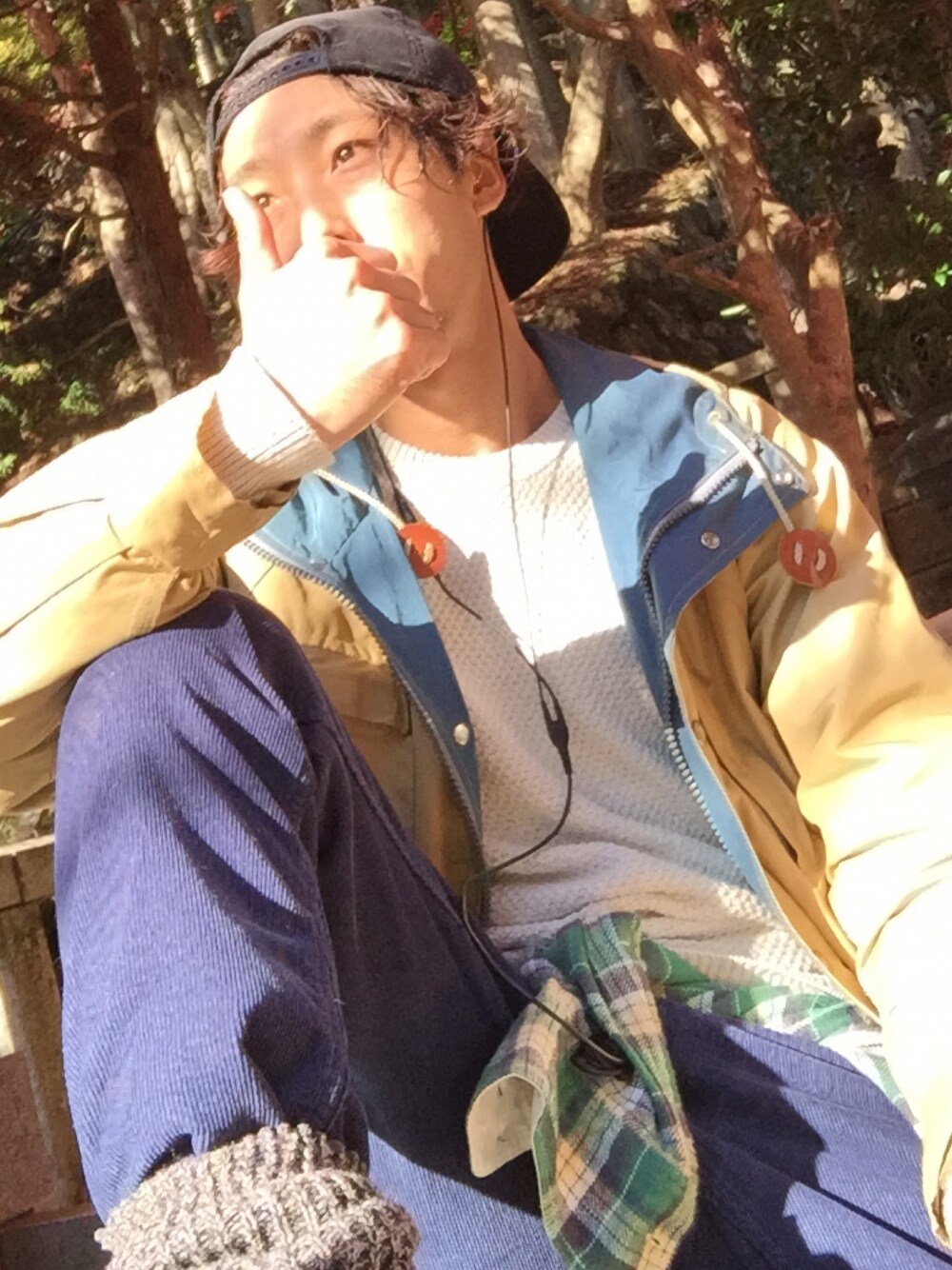「ハイキングスタイル」｜「Salt&PepperのＳＩＥＲＲＡ６０４０マンパ　/シエラデザインズ（マウンテンパーカー、ベージュ系）」を使った、shohei878さん（メンズ・165cm）の秋コーディネートの1枚目の写真