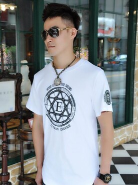 李チュンさんのコーディネート