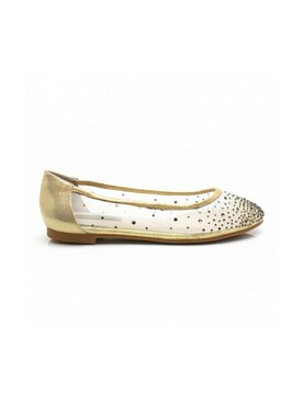 Elisa Litzさんのコーディネート