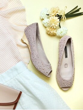 Elisa Litzさんのコーディネート