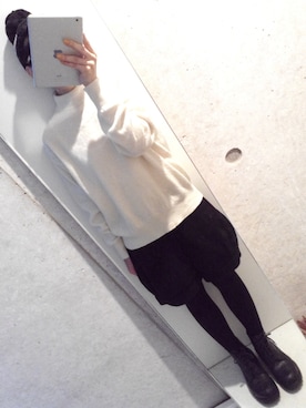 「ブラック×ホワイト」｜「アイテム（ニットキャップ/ビーニー）」を使った、SACHIさん（レディース・152cm）の秋コーディネート
