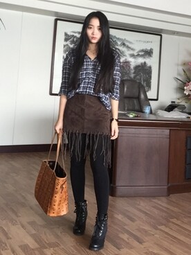 「アイテム（トートバッグ、オレンジ系）」を使った、3點69さん（レディース・158cm）の冬コーディネート