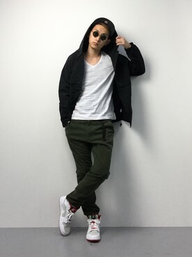 「STUSSY（ステューシー）のアイテム（ブルゾン）」を使った、原口 聖也さん（メンズ・180cm）の冬コーディネート