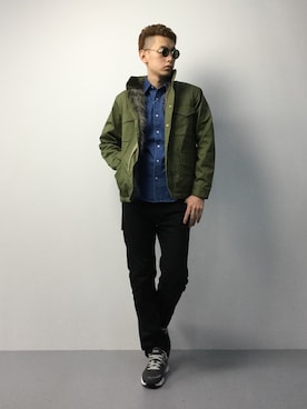 「JOURNAL STANDARD relume（ジャーナルスタンダード　レリューム）のアイテム（ミリタリージャケット）」を使った、原口 聖也さん（メンズ・180cm）の冬コーディネート