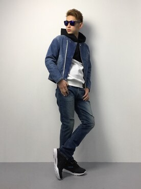 「MONKEY TIME（モンキータイム）のアイテム（デニムジャケット）」を使った、原口 聖也さん（メンズ・180cm）の冬コーディネート