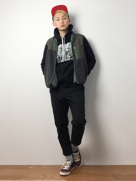 「Design Tshirts Store graniph（デザイン　ティーシャツ　ストア　グラニフ）のアイテム（ブルゾン）」を使った、原口 聖也さん（メンズ・180cm）の冬コーディネート