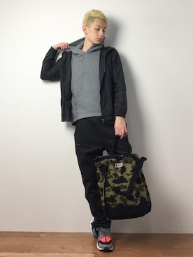 「Right-on（ライトオン）のアイテム（マウンテンパーカー）」を使った、原口 聖也さん（メンズ・180cm）の冬コーディネート