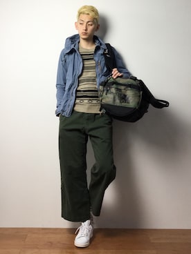 「THE NORTH FACE（ザノースフェイス）のアイテム（ボストンバッグ）」を使った、原口 聖也さん（メンズ・180cm）の冬コーディネート