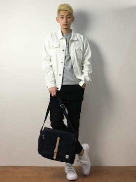 「unrelaxing（アンリラクシング）のアイテム（デニムジャケット）」を使った、原口 聖也さん（メンズ・180cm）の冬コーディネート
