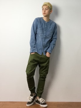 「BRTH BREATH（ ブレス）のアイテム（パンツ）」を使った、原口 聖也さん（メンズ・180cm）の冬コーディネート