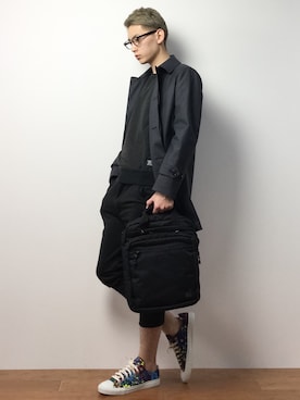 「NOMADIC（ノーマディック）のアイテム」を使った、原口 聖也さん（メンズ・180cm）の冬コーディネート