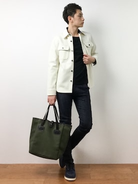 「バッグ」｜「アイテム（その他アウター）」を使った、原口 聖也さん（メンズ・180cm）の春コーディネート