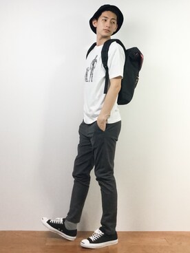 「Herschel Supply（ハーシェルサプライ）のアイテム（バッグ）」を使った、原口 聖也さん（メンズ・180cm）の春コーディネート