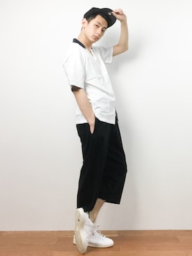 「unrelaxing（アンリラクシング）のアイテム（トップス）」を使った、原口 聖也さん（メンズ・180cm）の夏コーディネート