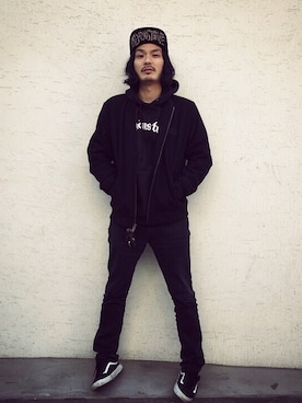 「DEMONSTRATE（デモンストレート）のアイテム」を使った、Yun young kwonさん（メンズ・180cm）の春コーディネート