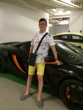 「Desigual（デシグアル）のアイテム（Tシャツ/カットソー）」を使った、dictoさん（メンズ・180cm）の秋コーディネート