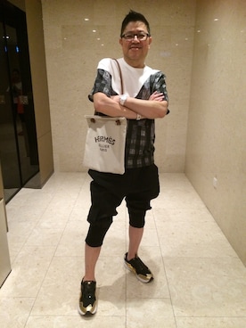 「NEIL BARRETT（ニールバレット）のアイテム（Tシャツ/カットソー）」を使った、dictoさん（メンズ・180cm）の秋コーディネート