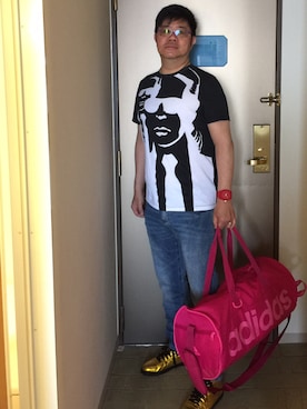 「Desigual（デシグアル）のアイテム（パンツ）」を使った、dictoさん（メンズ・180cm）の春コーディネート