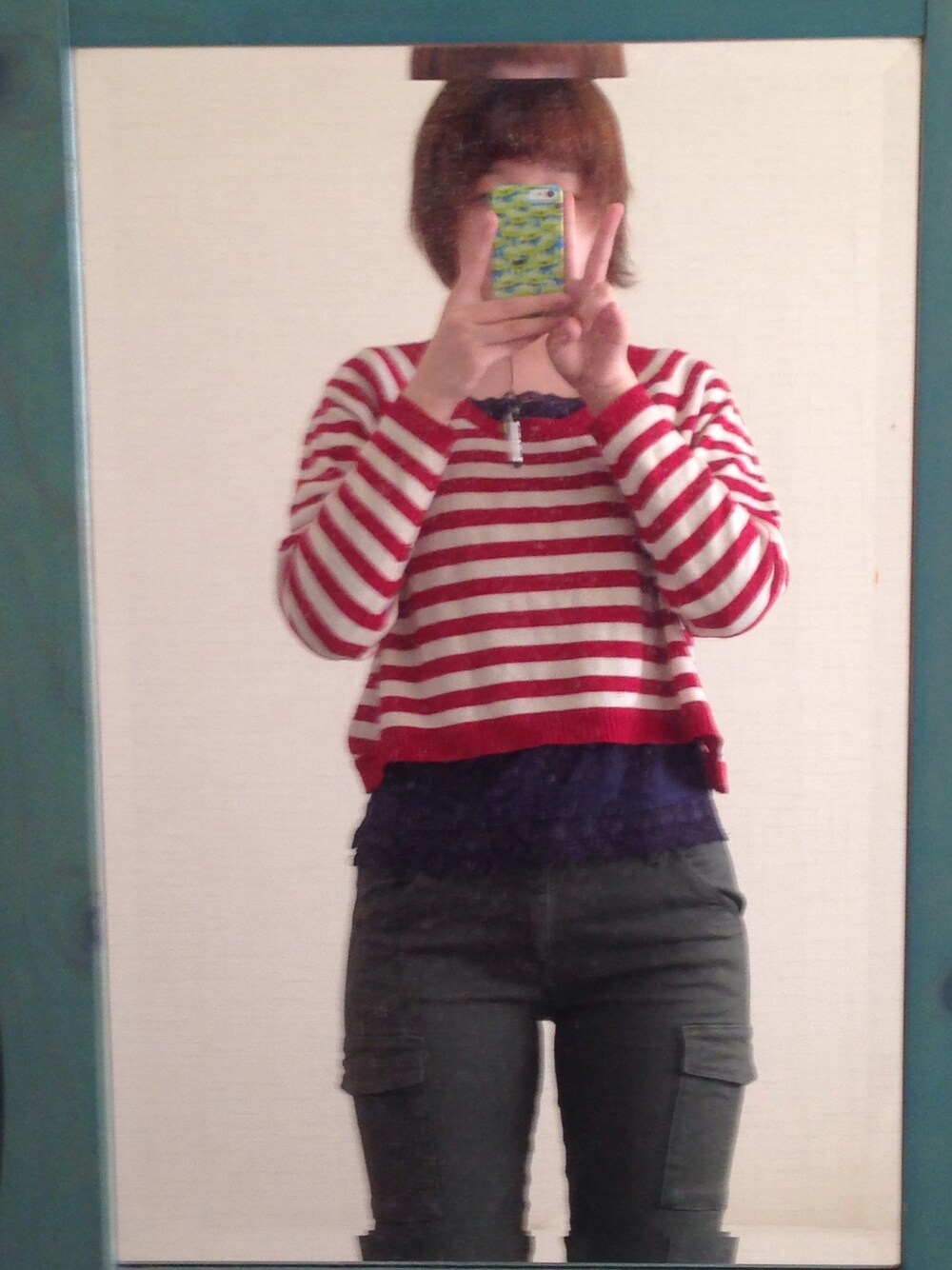 「PAGEBOYのボーダーショートニット（ニット/セーター、レッド系）」を使った、ゆずぽんさん（レディース・162cm）の冬コーディネートの1枚目の写真