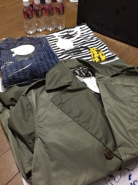 「HYSTERIC GLAMOUR（ヒステリックグラマー）のアイテム（トレンチコート）」を使った、まっきんとっしゅさん（メンズ・173cm）の冬コーディネート