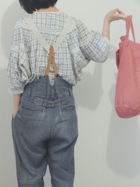 「Vlas Blomme（ヴラスブラム）のアイテム（パンツ）」を使った、シモさん（レディース・155cm）の夏コーディネート
