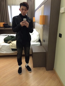 「TOPMAN（トップマン）のアイテム（その他シューズ）」を使った、calvinさん（メンズ・173cm）の秋コーディネート