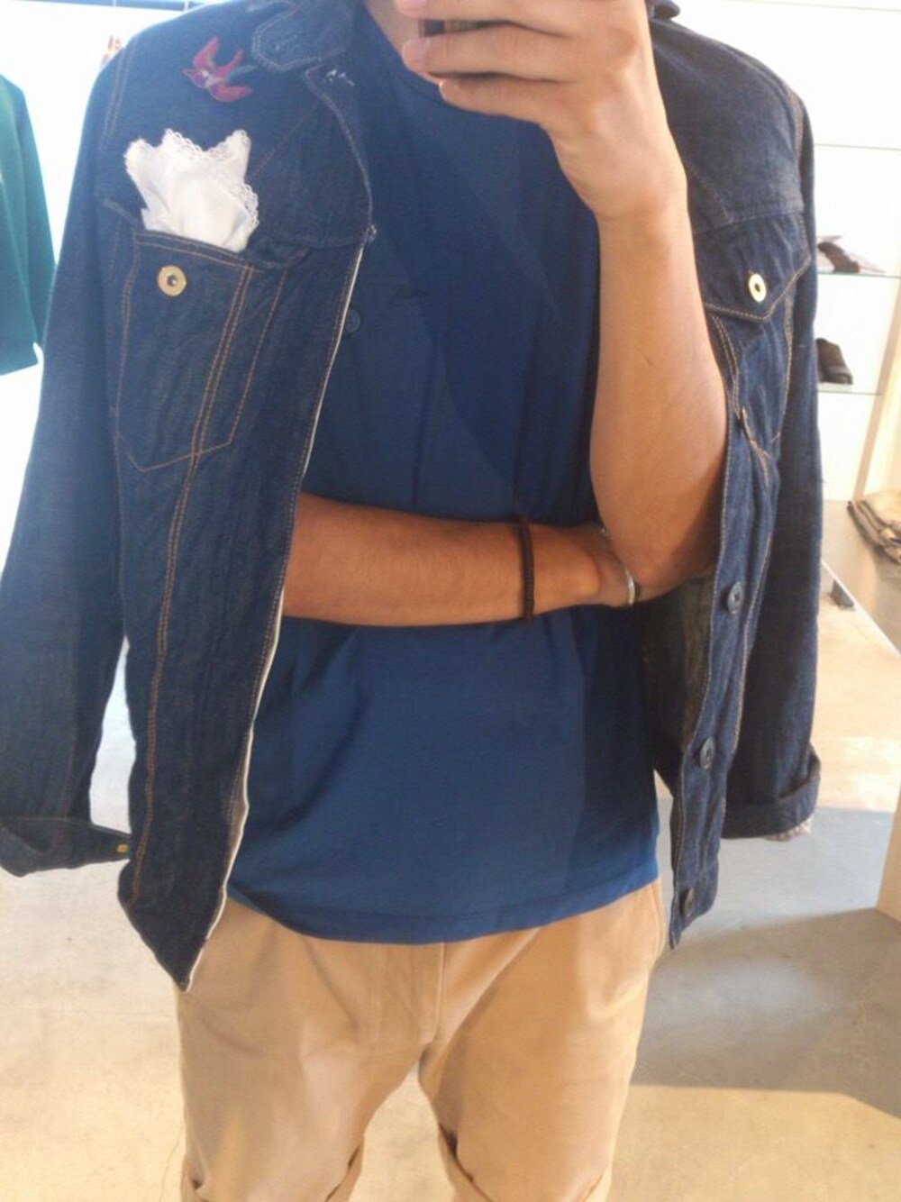 「デニム、ブルー、RAINMAKER、14aw、 京都室町六角」｜「RAINMAKERのRAINMAKER14AW-デニムJKT（デニムジャケット、ブルー系）」を使った、濱ノ上さん（メンズ・181cm）の夏コーディネートの1枚目の写真