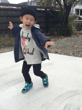 「GAP（ギャップ）のアイテム（ナイロンジャケット）」を使った、akiraさん（キッズ・90cm）の冬コーディネート