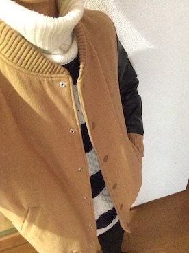 「ボーダーニット」｜「アイテム（スタジャン）」を使った、アストロさん（メンズ・179cm）の冬コーディネート