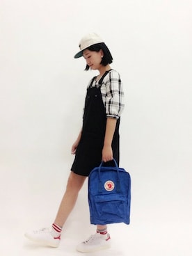 「アイテム（バックパック/リュック、ブルー系）」を使った、ゆえんさん（レディース・162cm）の春コーディネート