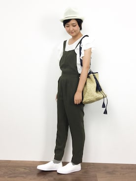 「LOUNGEDRESS（ラウンジドレス）のアイテム（オールインワン・サロペット）」を使った、ゆえんさん（レディース・162cm）の夏コーディネート