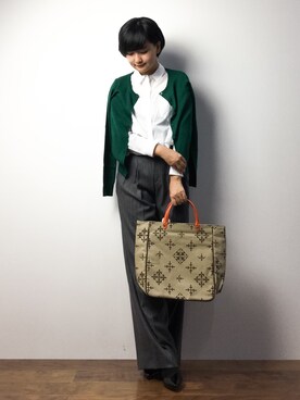 「アイテム（トートバッグ、オレンジ系）」を使った、ゆえんさん（レディース・162cm）の冬コーディネート