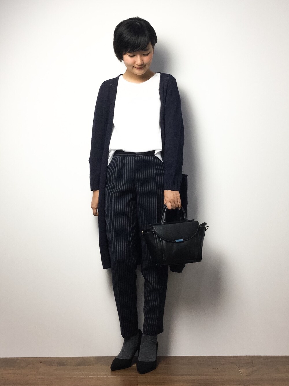 「VISのネックレス付きバックシャンブラウス（シャツ/ブラウス、ホワイト系）」を使った、ゆえんさん（レディース・162cm）の冬コーディネートの1枚目の写真