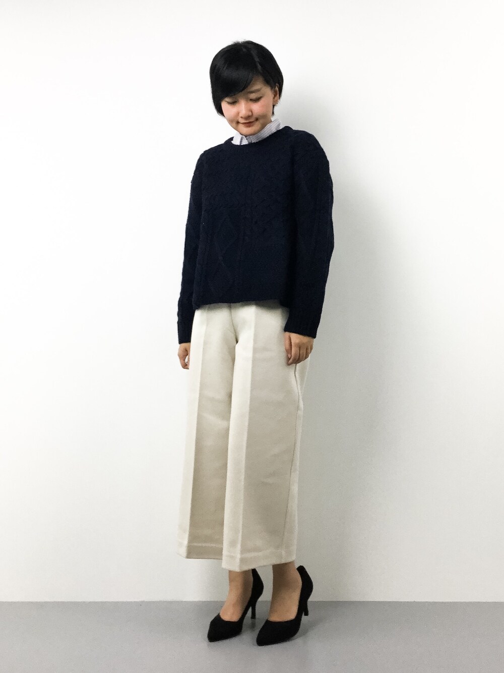 「ROSE BUDのLCTB-16106 WIDE PANTS（その他パンツ、ホワイト系）」を使った、ゆえんさん（レディース・162cm）の春コーディネートの1枚目の写真
